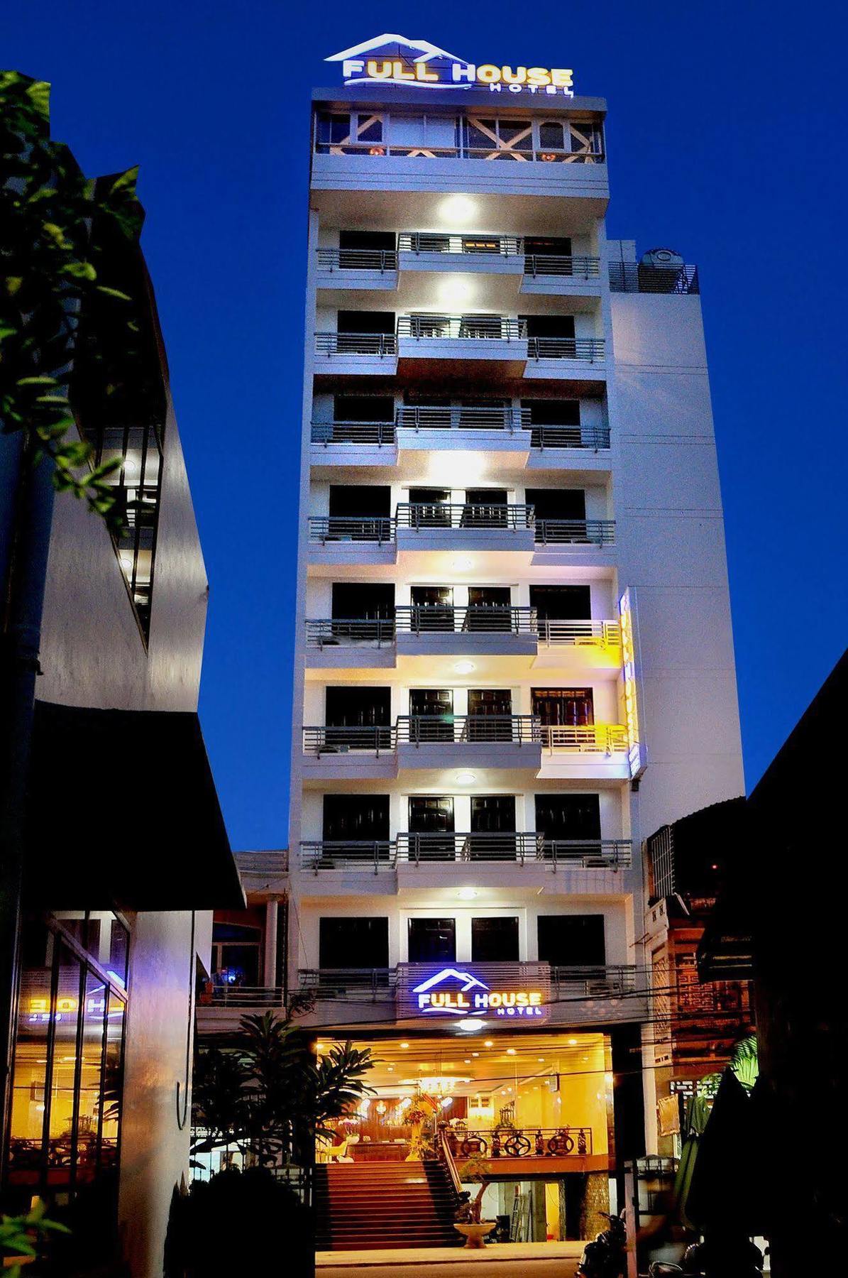 Full House Hotel Nha Trang Exterior photo